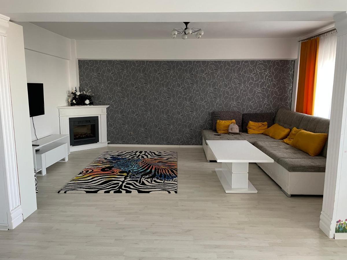 Panoramic M&M Apartment ซูชาวา ภายนอก รูปภาพ